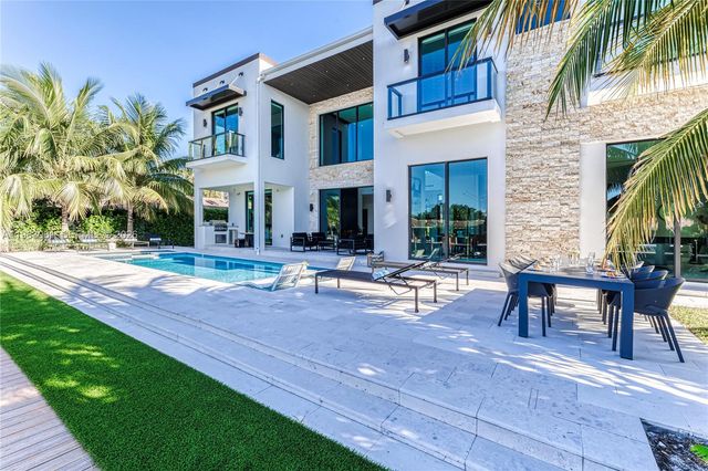 2817 NE 35th St, Fort Lauderdale, FL 33306