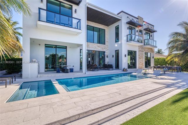 2817 NE 35th St, Fort Lauderdale, FL 33306