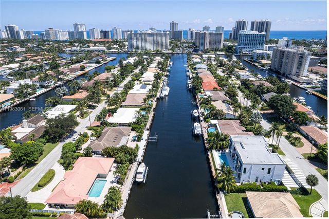 2817 NE 35th St, Fort Lauderdale, FL 33306