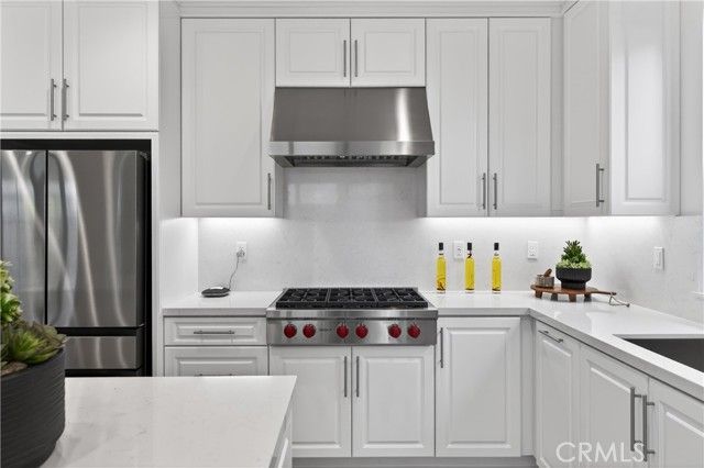 155 Somera, Irvine, CA 92602