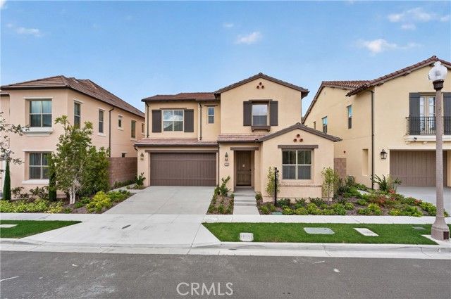 155 Somera, Irvine, CA 92602