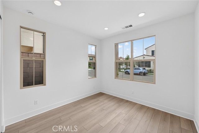 155 Somera, Irvine, CA 92602