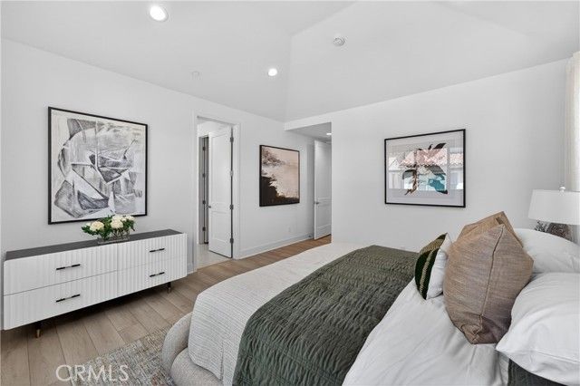 155 Somera, Irvine, CA 92602