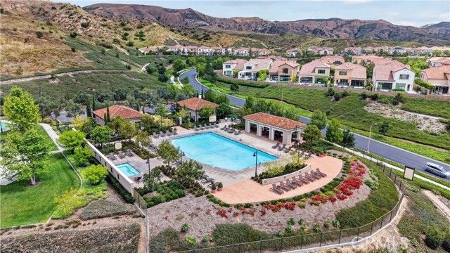 155 Somera, Irvine, CA 92602