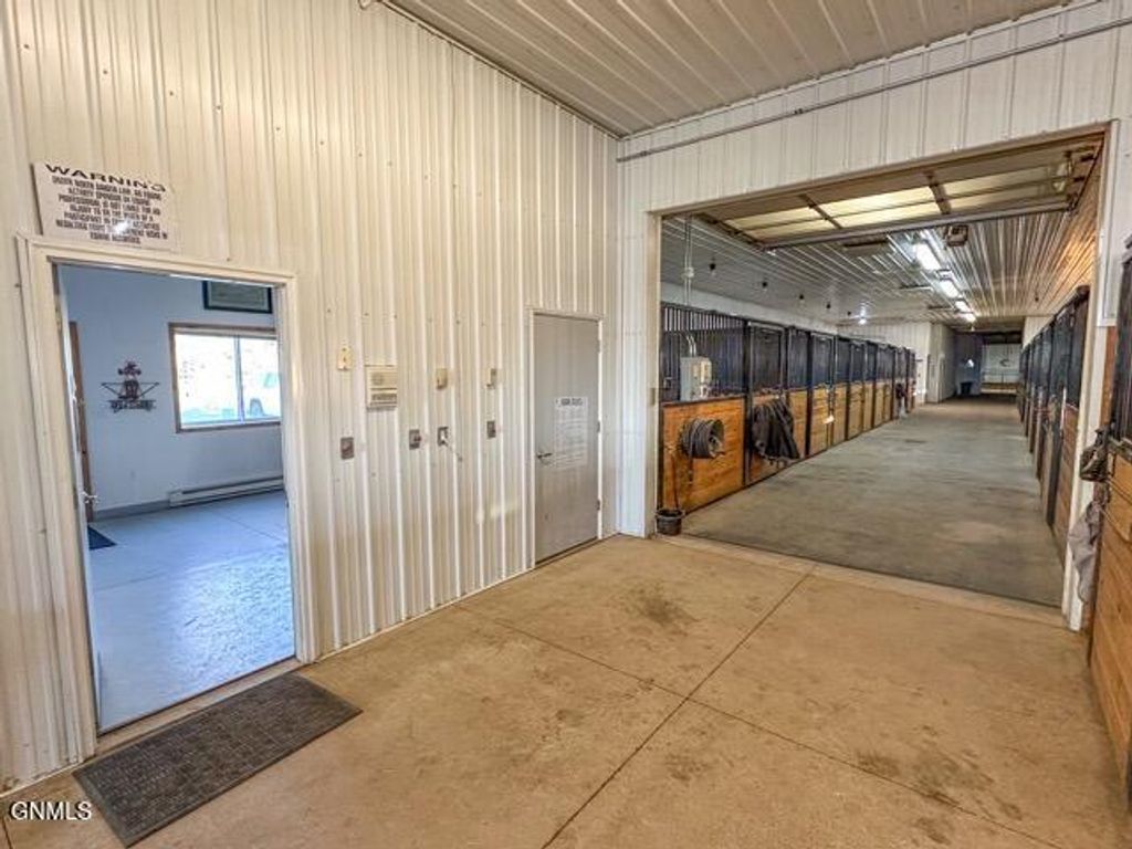 9861 Highway 1804 Nw, Bismarck, ND 58503 photo 13