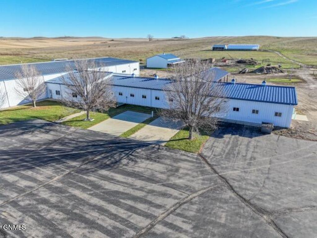9861 Highway 1804 Nw, Bismarck, ND 58503 photo 8