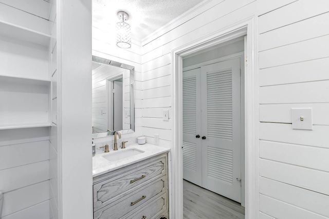 105 El Paso Boulevard, Houma, LA 70360