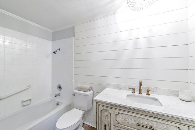 105 El Paso Boulevard, Houma, LA 70360