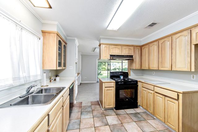 105 El Paso Boulevard, Houma, LA 70360