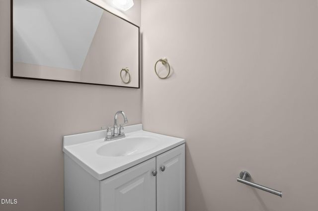 126 Friar Lane, Carrboro, NC 27510