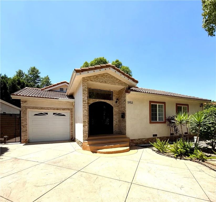 5953 Shoshone Avenue, Encino, CA 91316