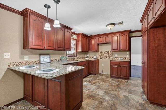 615 Knoxville Street, Greenwood, AR 72936
