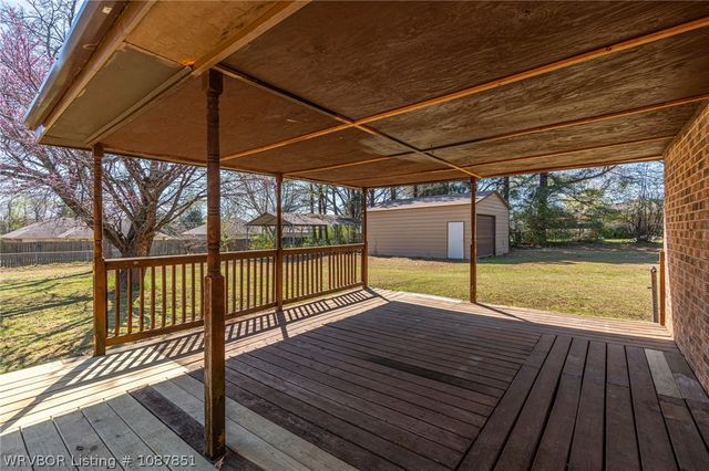 615 Knoxville Street, Greenwood, AR 72936