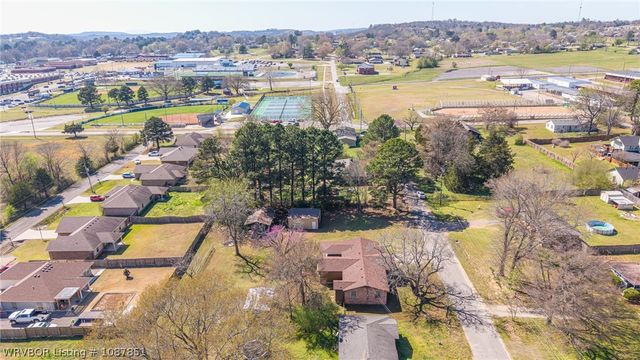 615 Knoxville Street, Greenwood, AR 72936