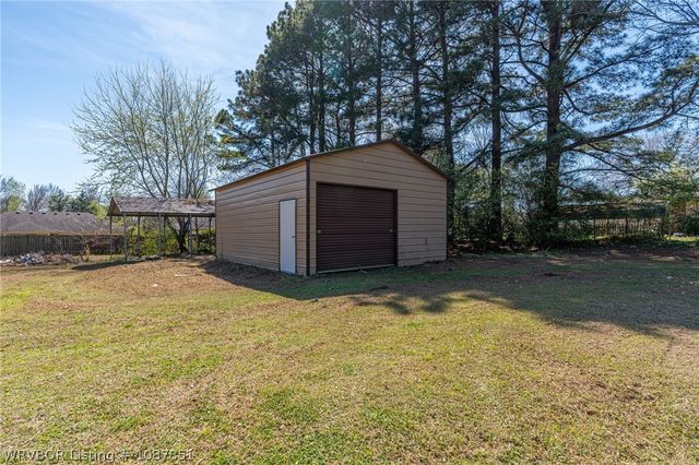 615 Knoxville Street, Greenwood, AR 72936
