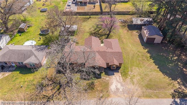 615 Knoxville Street, Greenwood, AR 72936