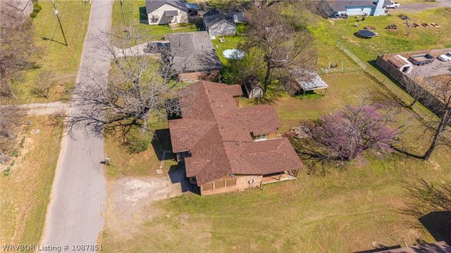 615 Knoxville Street, Greenwood, AR 72936