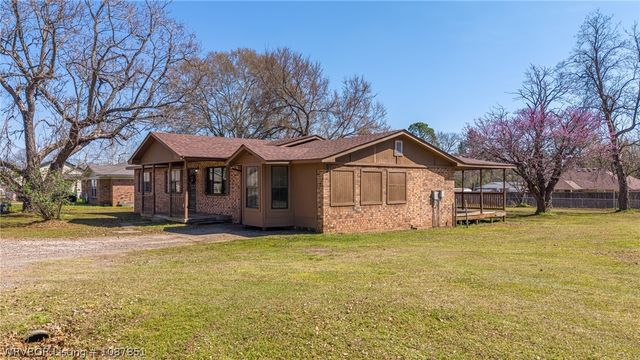 615 Knoxville Street, Greenwood, AR 72936