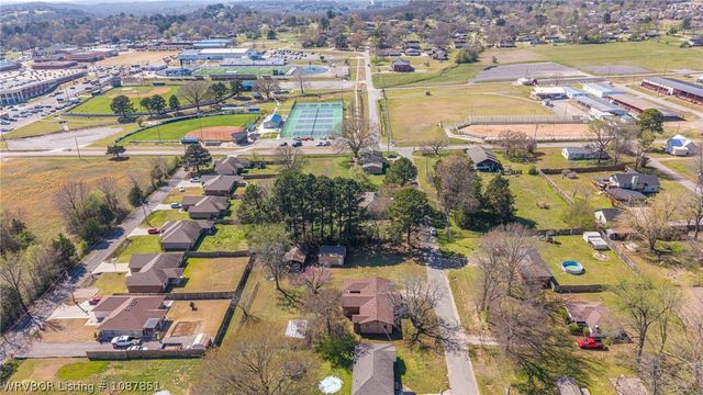 615 Knoxville Street, Greenwood, AR 72936