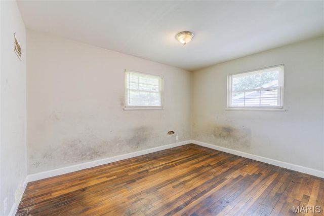 10836 Spring Garden Drive, St Louis, MO 63137