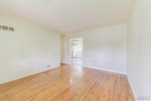 10836 Spring Garden Drive, St Louis, MO 63137