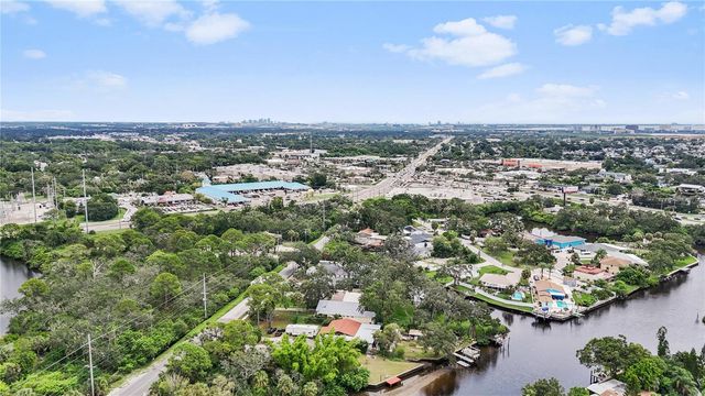 8916 MEMORIAL HIGHWAY, Tampa, FL 33615