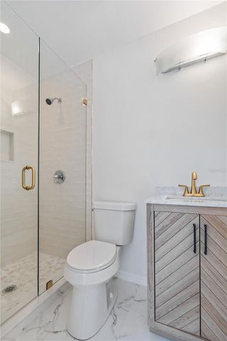 8916 MEMORIAL HIGHWAY, Tampa, FL 33615