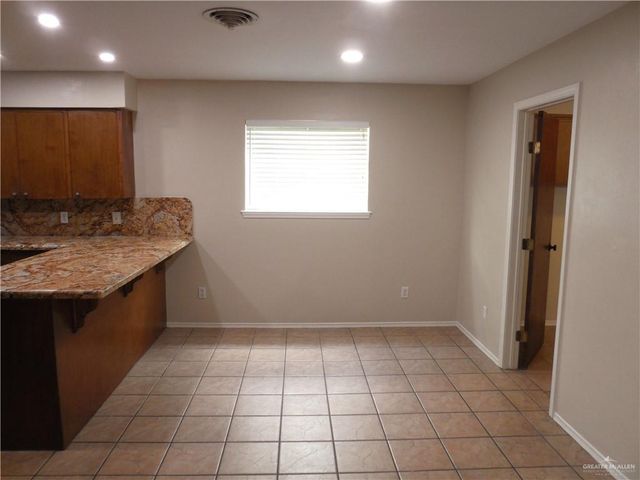 118 E Iris Avenue, Mcallen, TX 78501