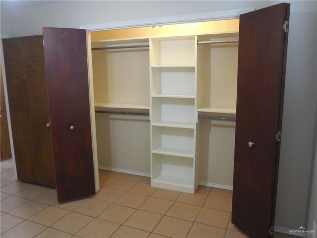 118 E Iris Avenue, Mcallen, TX 78501