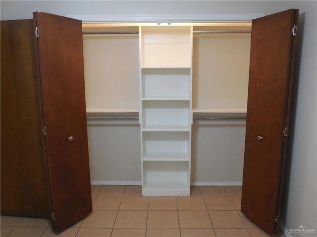 118 E Iris Avenue, Mcallen, TX 78501