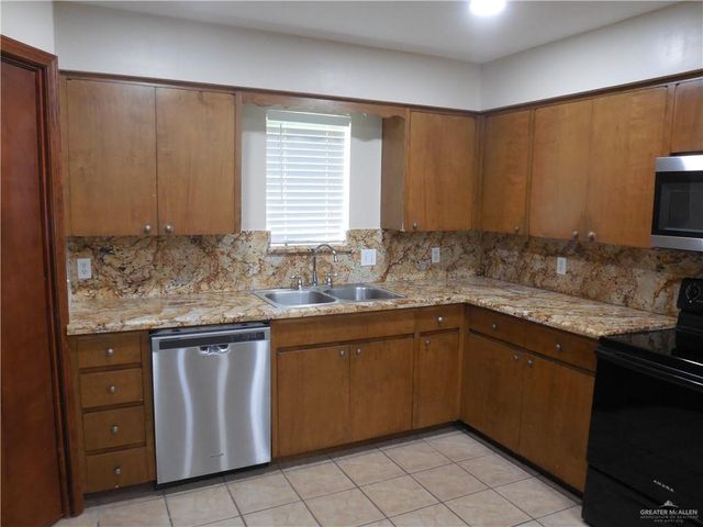 118 E Iris Avenue, Mcallen, TX 78501