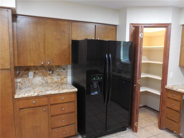 118 E Iris Avenue, Mcallen, TX 78501