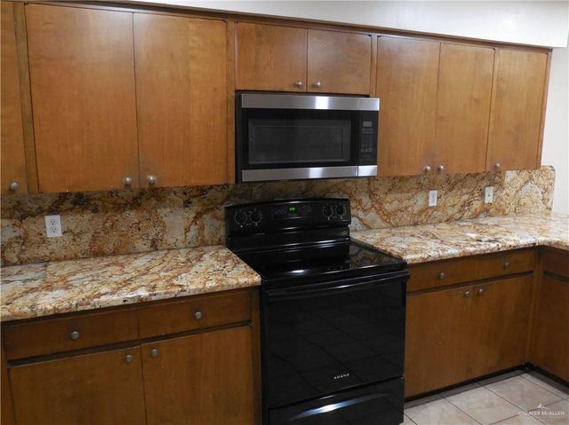 118 E Iris Avenue, Mcallen, TX 78501