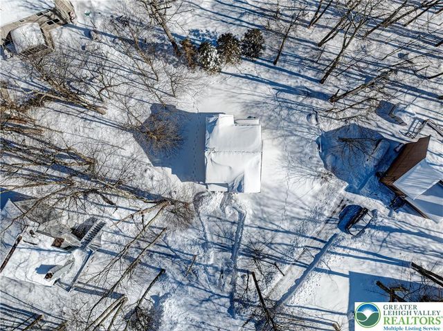 7020 Vista Drive, Coolbaugh Twp, PA 18466