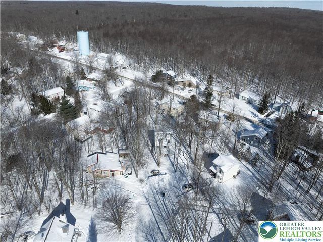 7020 Vista Drive, Coolbaugh Twp, PA 18466