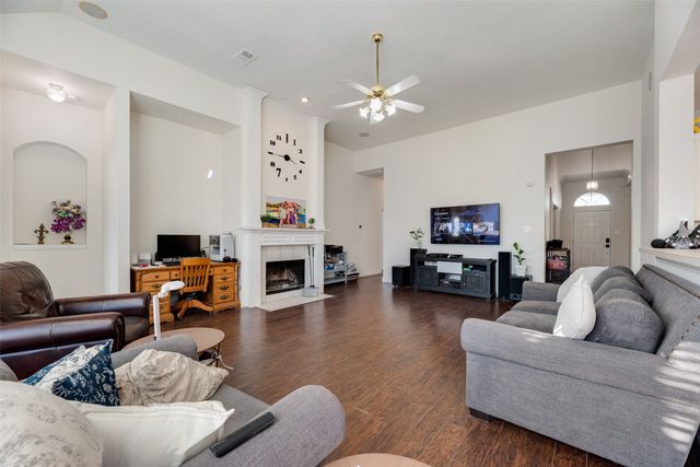 5101 Raincrest Drive, Mckinney, TX 75071