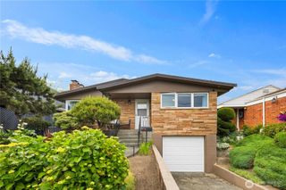 2422 W Lynn Street, Seattle, WA 98199