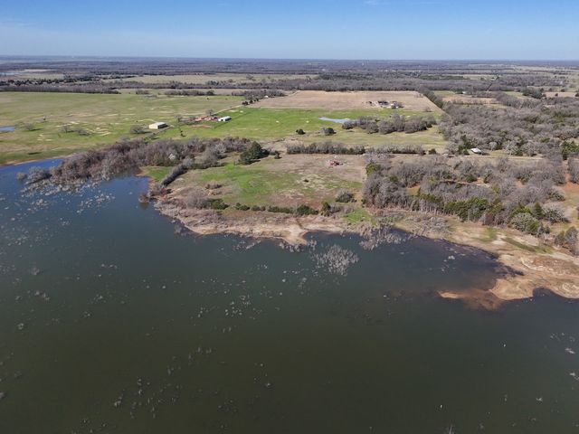 1125 County Road 2670, Telephone, TX 75488