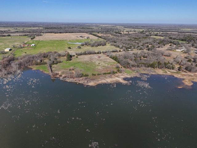1125 County Road 2670, Telephone, TX 75488