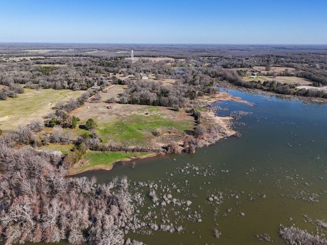 1125 County Road 2670, Telephone, TX 75488