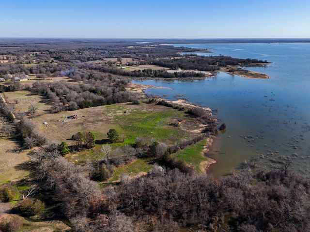 1125 County Road 2670, Telephone, TX 75488