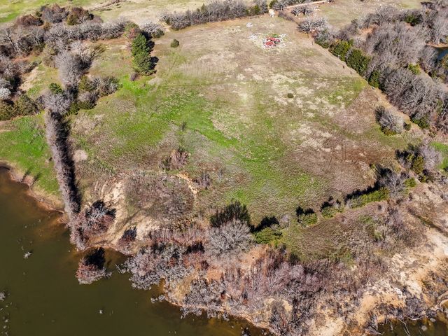 1125 County Road 2670, Telephone, TX 75488