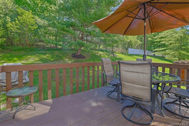 61 Leif Boulevard, Congers, NY 10920