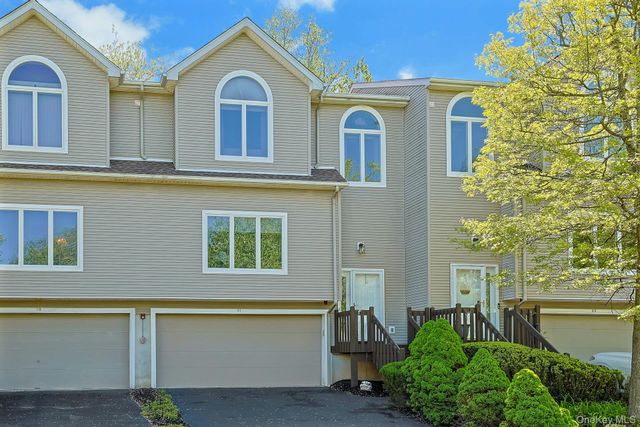 61 Leif Boulevard, Congers, NY 10920