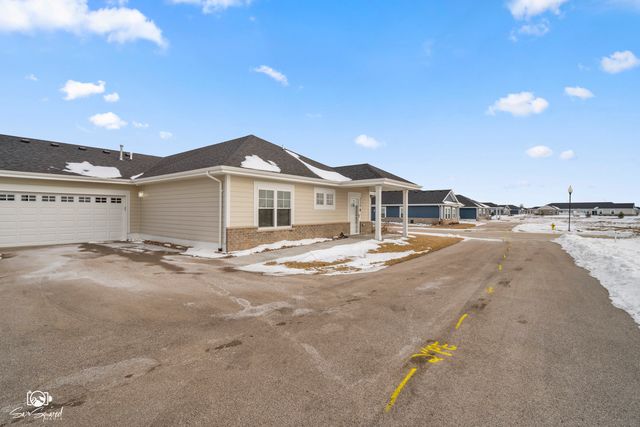 317 Celebration Avenue A, Bourbonnais, IL 60914