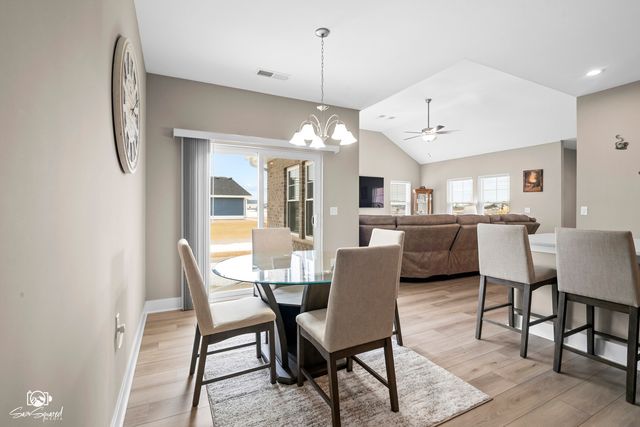 317 Celebration Avenue A, Bourbonnais, IL 60914