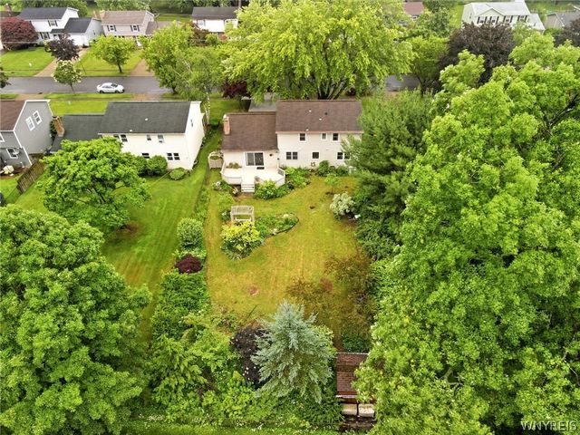 38 Sherburn Drive, Hamburg, NY 14075