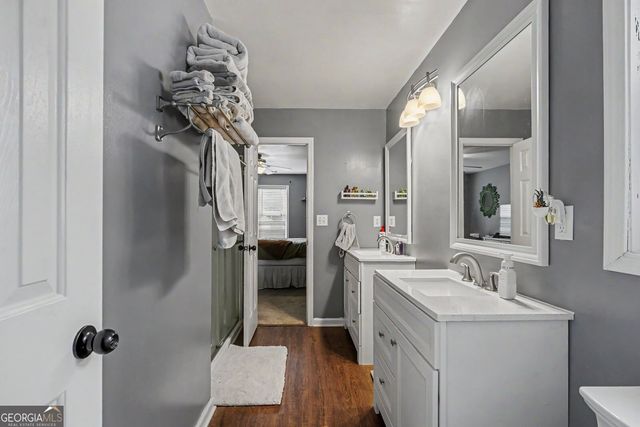 206 Park Place, Woodstock, GA 30189