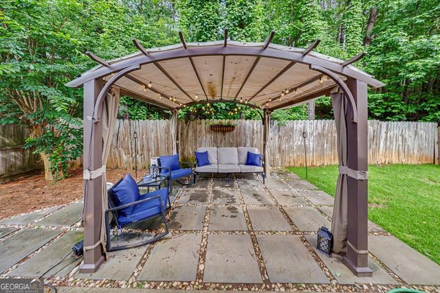 206 Park Place, Woodstock, GA 30189