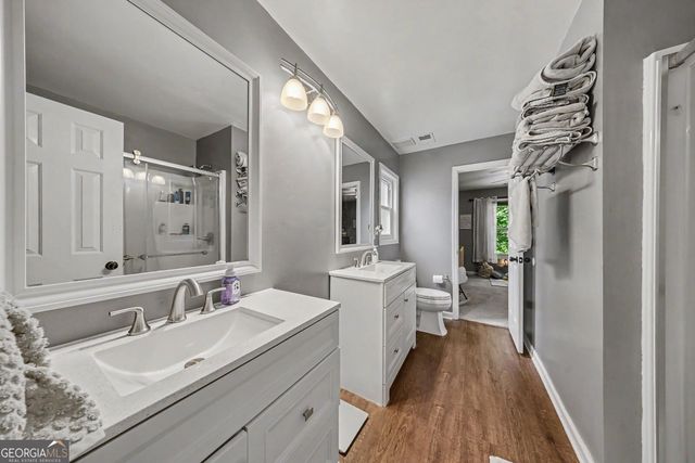 206 Park Place, Woodstock, GA 30189